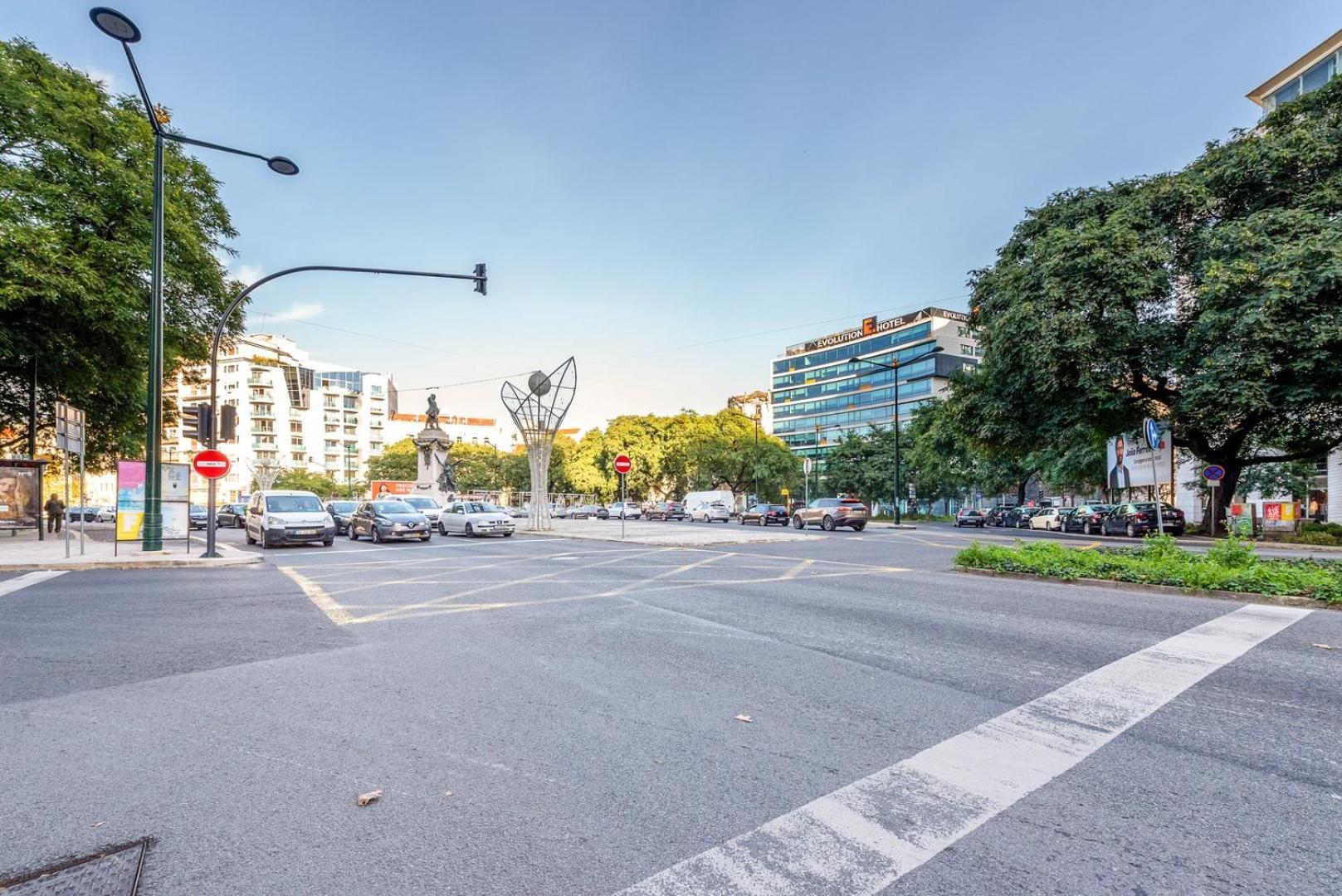 Guestready - Saldanha Building Garden Apartment Lisbon Exterior photo