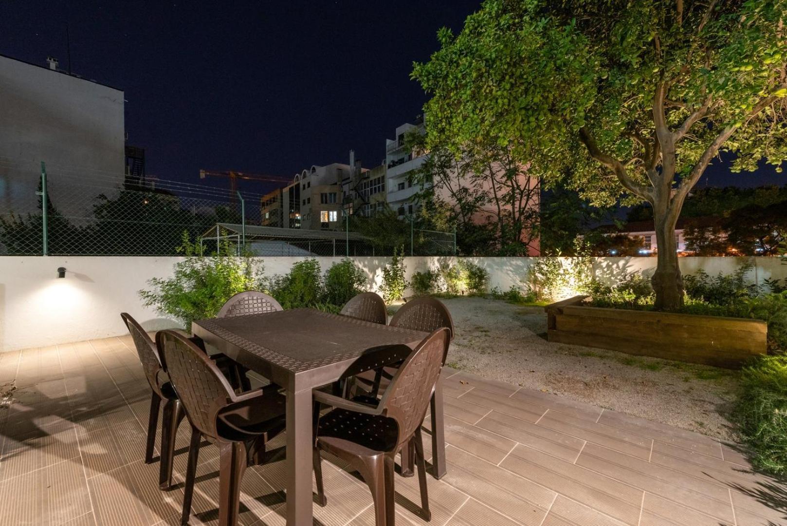 Guestready - Saldanha Building Garden Apartment Lisbon Exterior photo